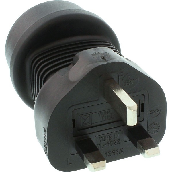InLine Power Adapter, black, 
UK/Malta plug male to CEE7/7 female, with 5A fuse